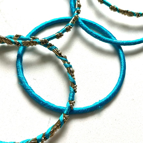 Amrita Singh 7 Bangles.Gently Worn. Boutique Buy. Fits up to 7 inch wrist. - Picture 4 of 4